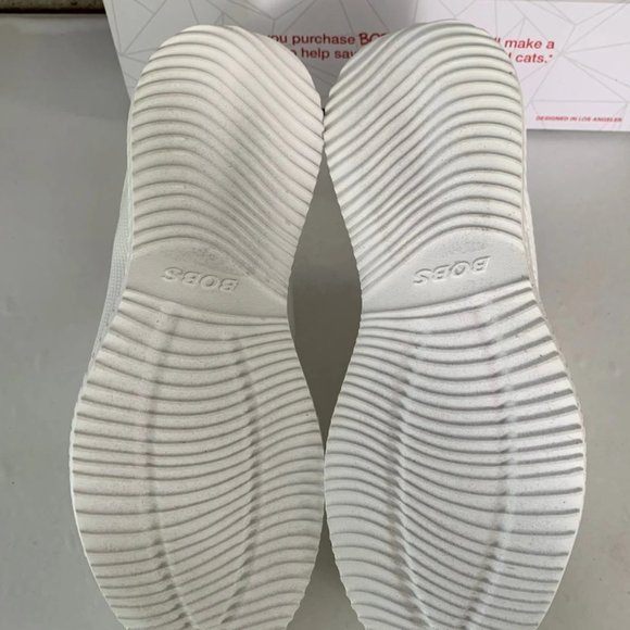BOBS Skechers White Sneakers. NEW - Picture 6 of 8